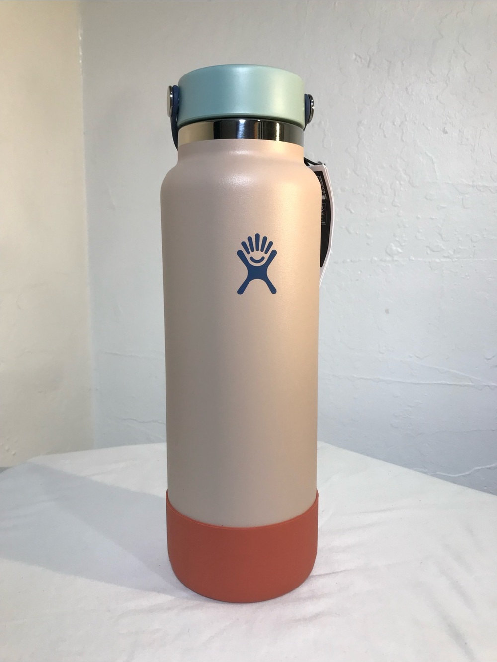 Hydro Flask Cotton Candy Special Edition Tillys 40 Oz NWT